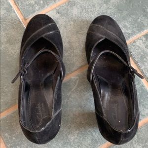 Mary Janes with detail on toe